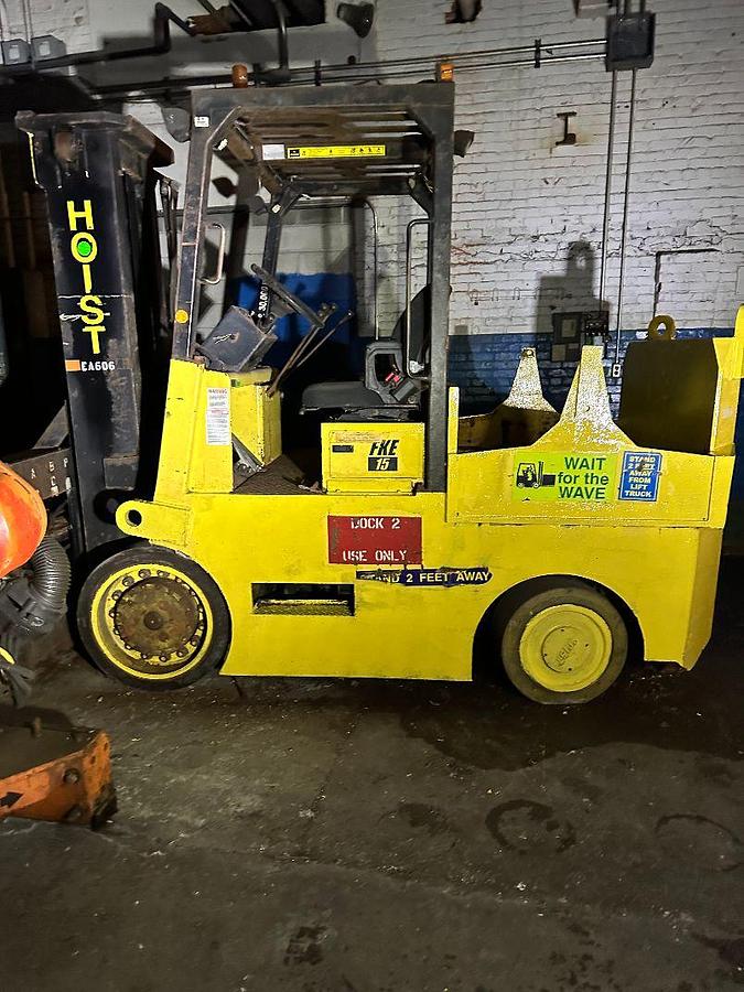 HOIST FKE 15 ELECTRIC CUSHION TIRE FORKLIFT, 30,000 LBS CAPACITY, LAZER SERIES - SIT-DOWN FORKLIFTS
