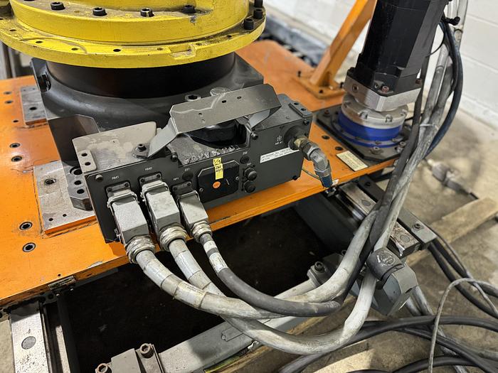 2011 FANUC M-900IA/260L ARTICULATED ROBOT, 260KG PAYLOAD, 3100MM REACH, R-30IA CONTROLLER - ARTICULATED ROBOTS