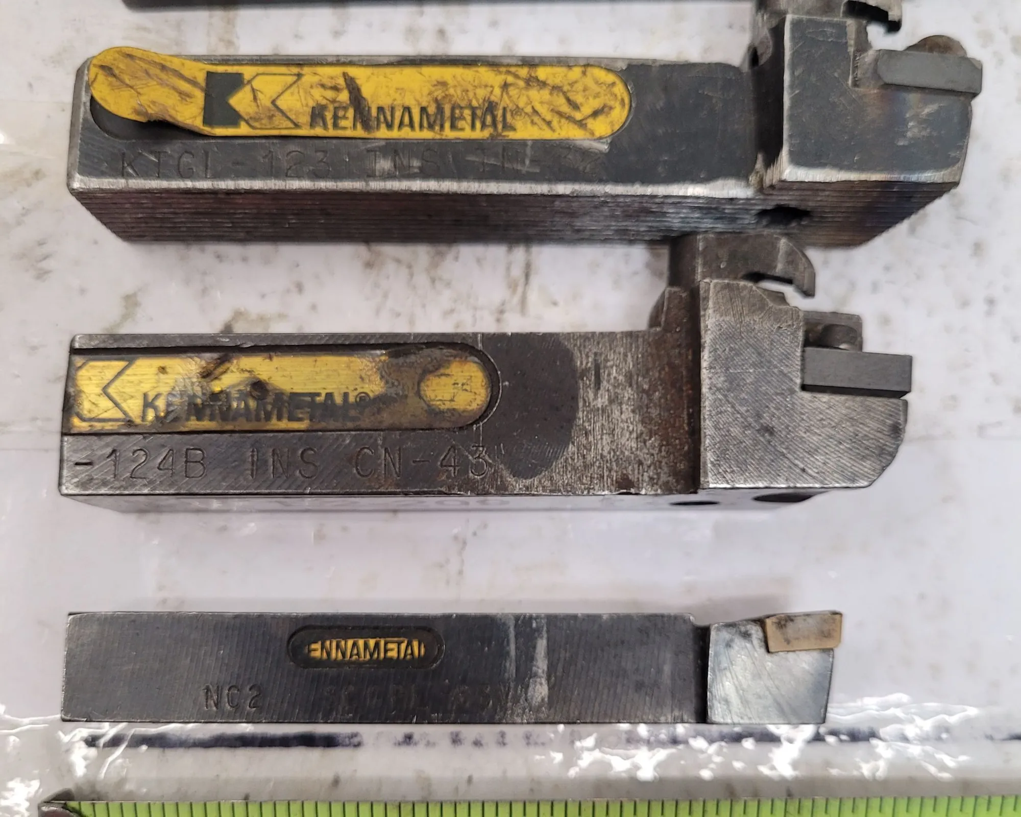 KENNAMETAL TOOLHOLDERS SET OF 6 - MIXED 3/4" AND 5/8" SHANKS (MODELS: DTFNLS-123, DCFNL-124B, ETC.) - MACHINING TOOLING & PARTS