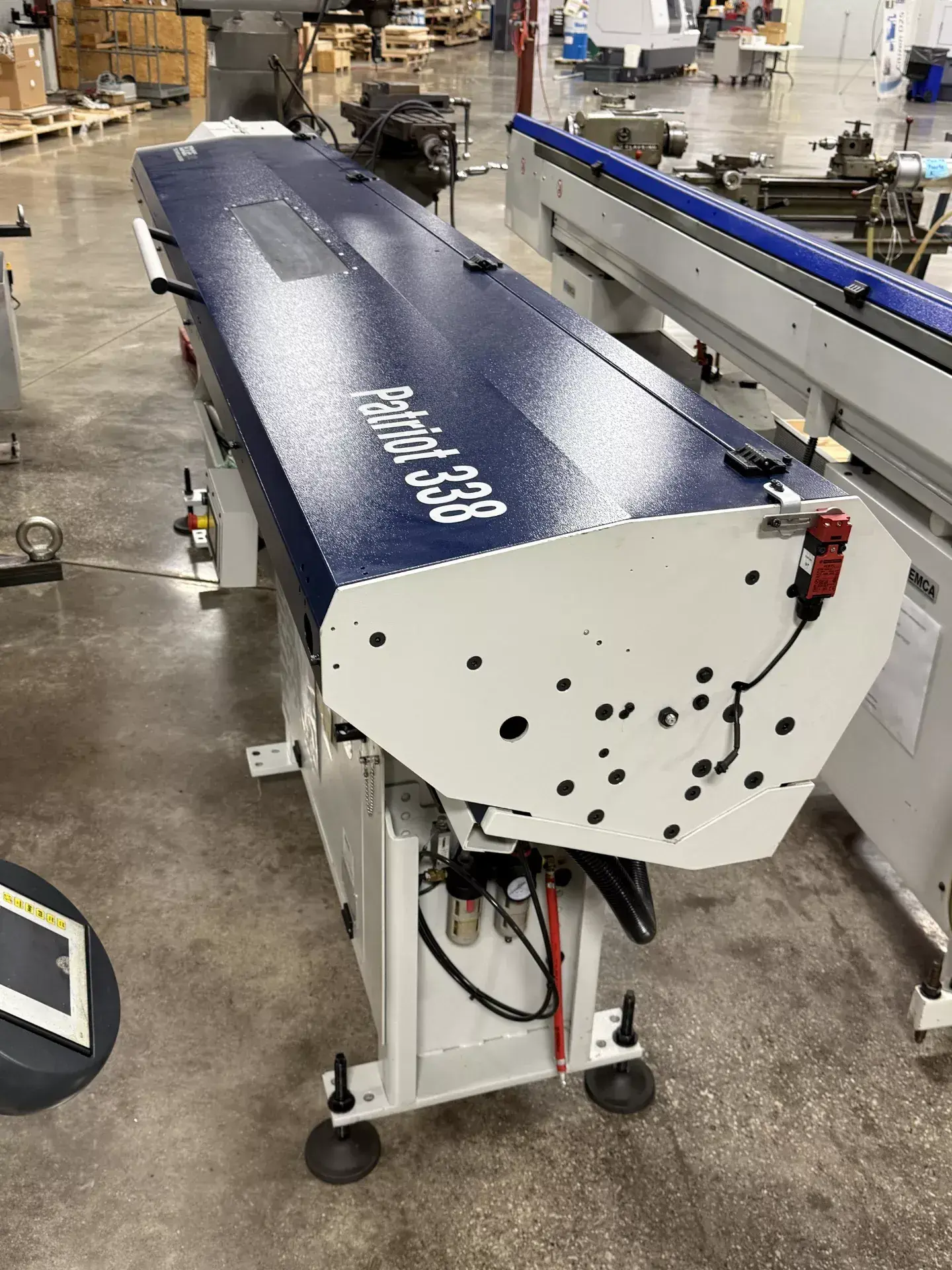2018 EDGE PATRIOT 338 BAR FEEDER - 8' MAX LENGTH FOR PRECISION MACHINING - BAR FEEDERS