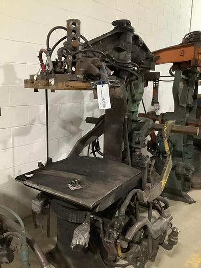 OSBORN 3161 ROTA-LIFT MOLDING MACHINE, TABLE 27.5X29IN, SQZ CYL 16IN, JOLT 2500LBS, WT 3550LBS - METAL FABRICATION