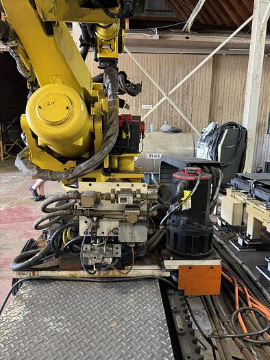 2014 FANUC R-2000IB/165F ARTICULATED ROBOT, 165KG PAYLOAD, 2655MM REACH, R-30IB CONTROLLER - ARTICULATED ROBOTS
