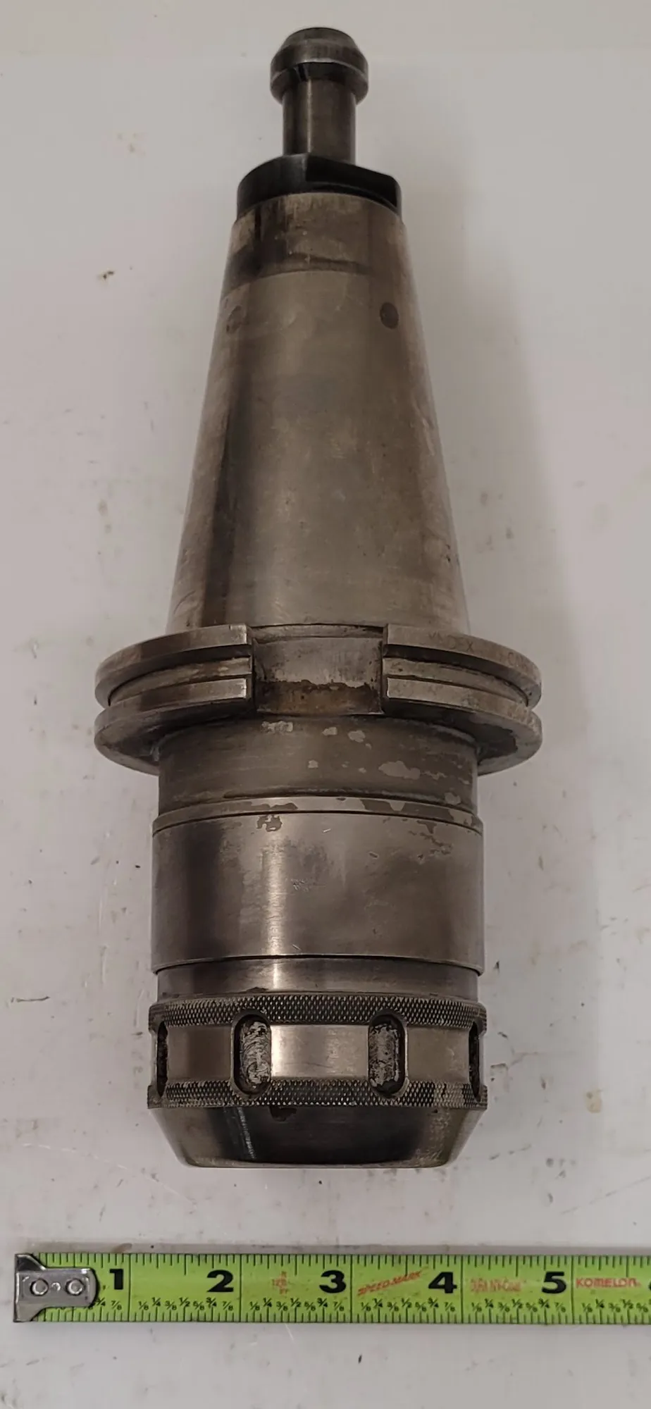 LOT OF 20 CAT 50 TOOL HOLDERS, UNIVERSAL, GTI, KENNAMETAL, COMMAND, SECO, SANDVIK, LYNDEX - MACHINING ACCESSORIES & TOOLING